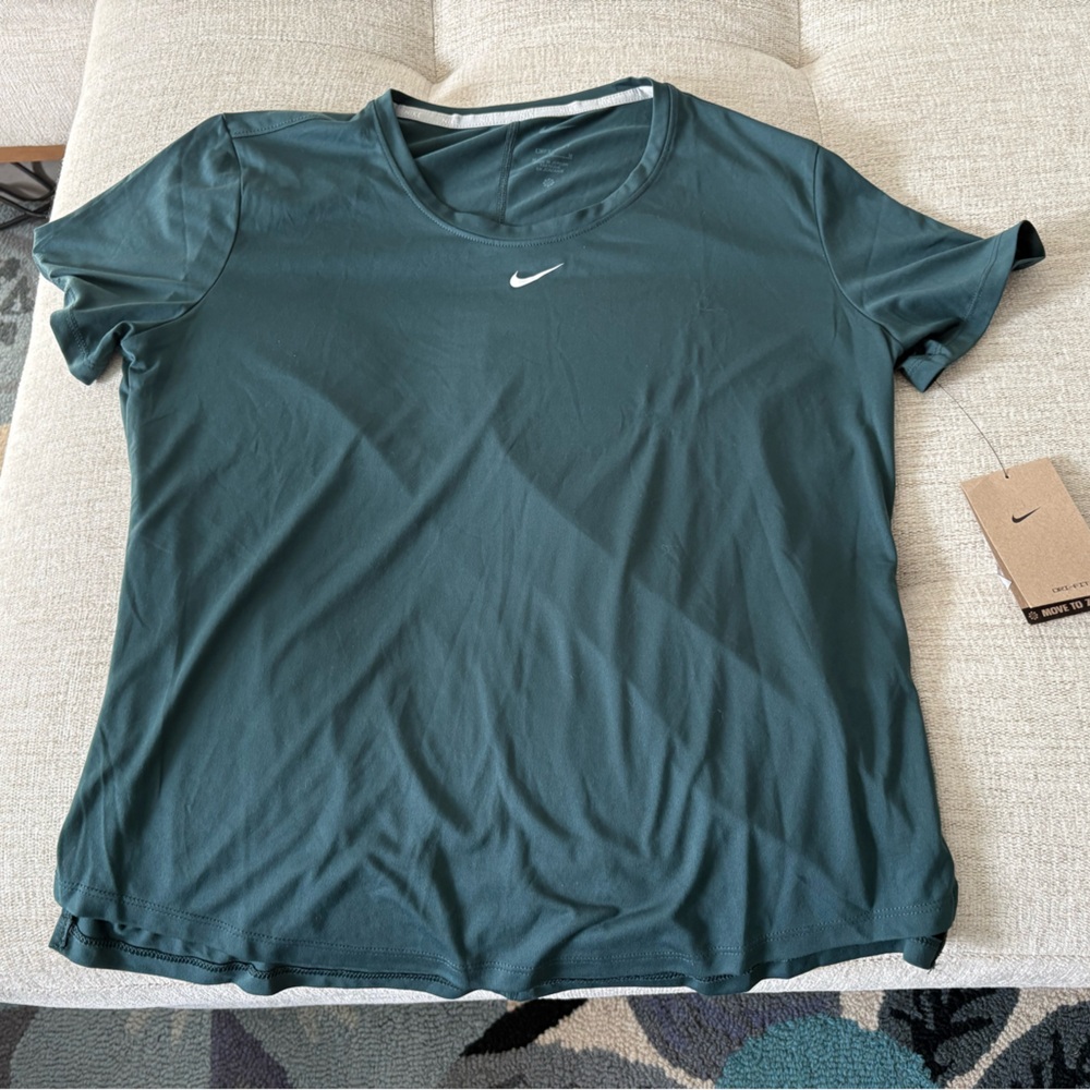 Nike One Dri-Fit Short Sleeve Tee